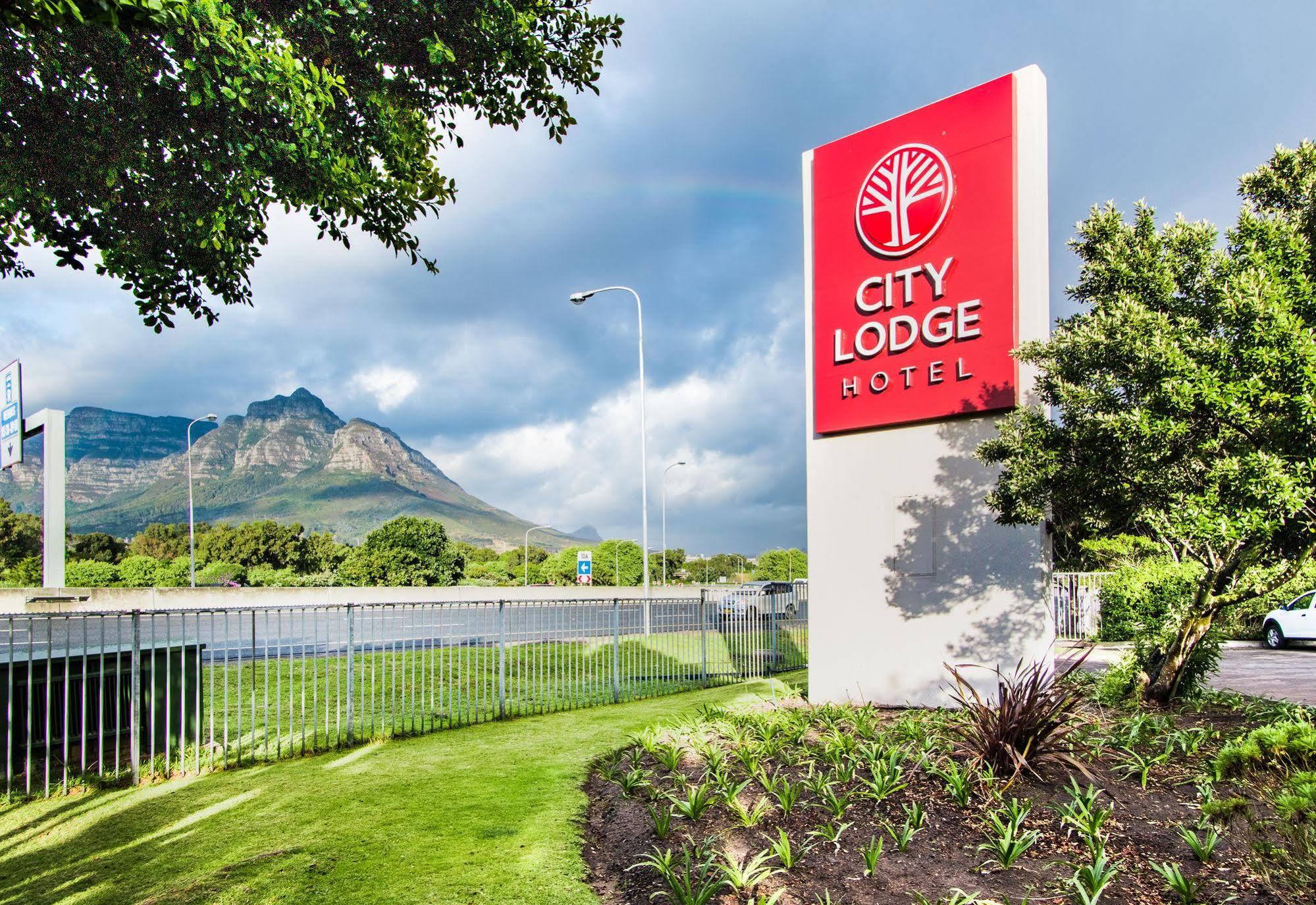 City Lodge Hotel Pinelands Cape Town Exterior photo